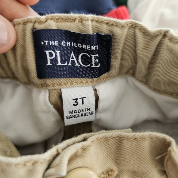 Boys Lot clothing 2 things don't have sizes but I provided the measurements - Picture 3 of 8